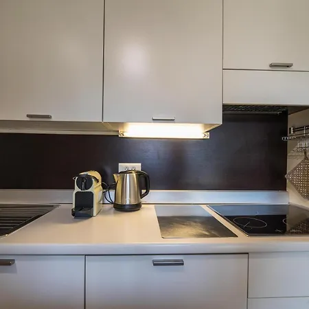 4 Etoiles Piscine Et A Pied Πόρτο Βέκιο