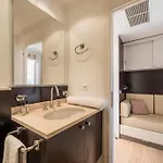 4 étoiles Piscine Et à Pied Appartement