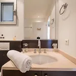 4 étoiles Piscine Et à Pied *
