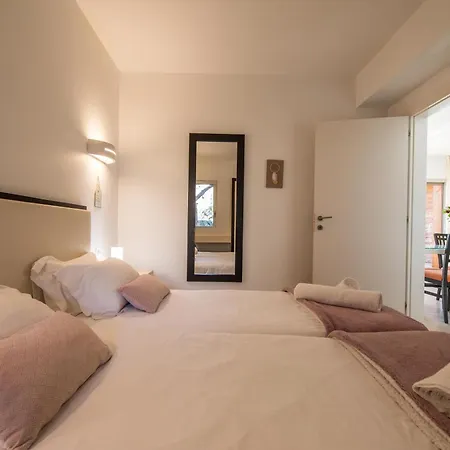 Appartement 4 Etoiles Piscine Et A Pied *