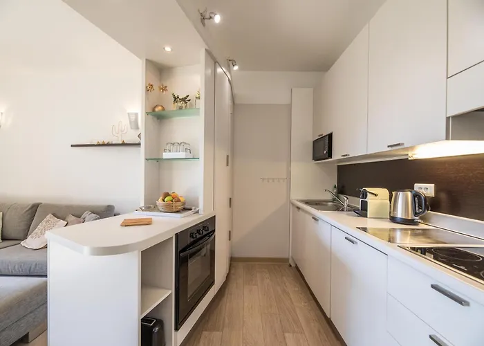 4 Etoiles Piscine Et A Pied Porto-Vecchio (Corsica)