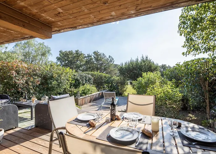 4 Etoiles Piscine Et A Pied